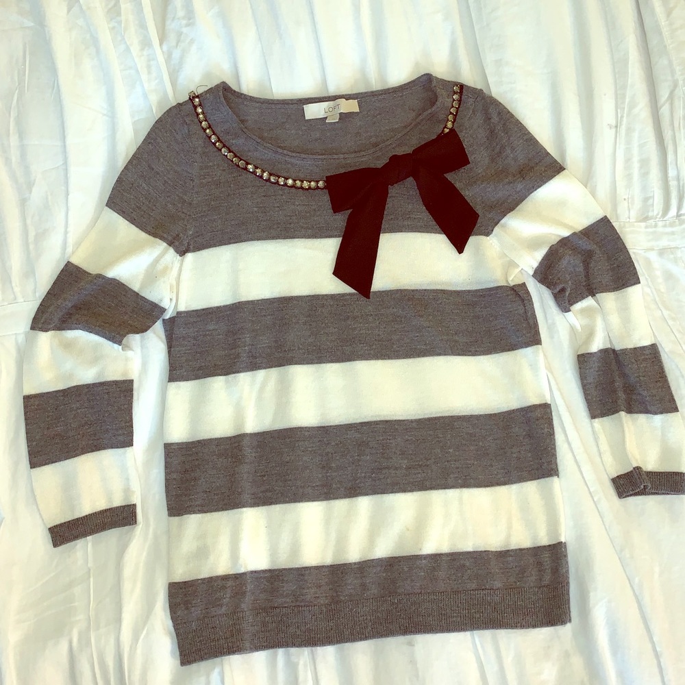 Spring/fall lightweight sweater M
